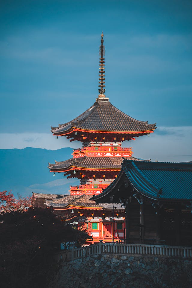 去日本留学需要高中毕业证吗